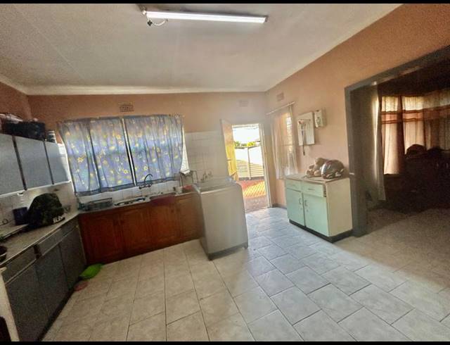 3 BEDROOM HOUSE FOR SALE IN VANDERBIJLPARK CW 3